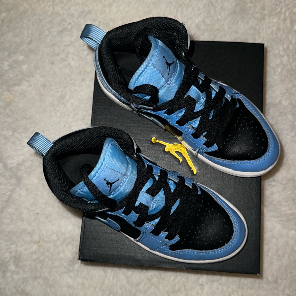 Nike Size 13c Shoes. Gently used. Comes in original box.